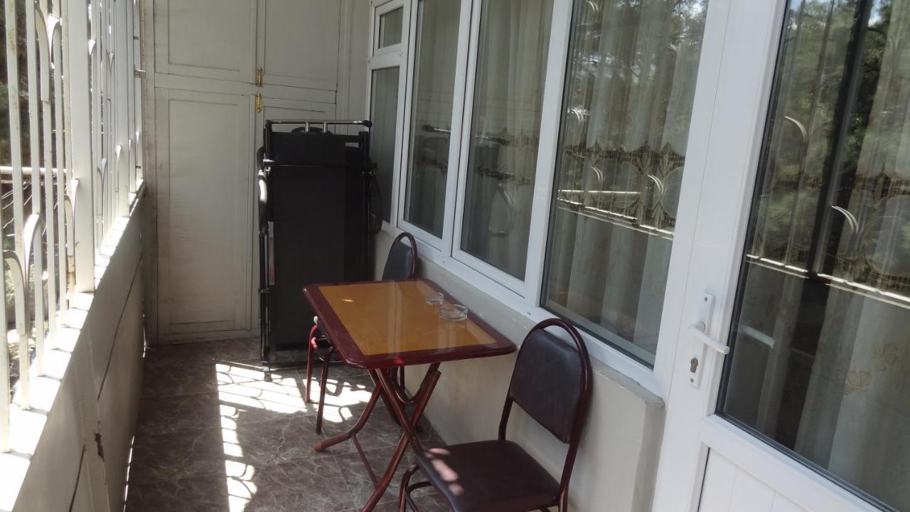 Apartment Vake-Saburtalo Tbilisi Exterior foto